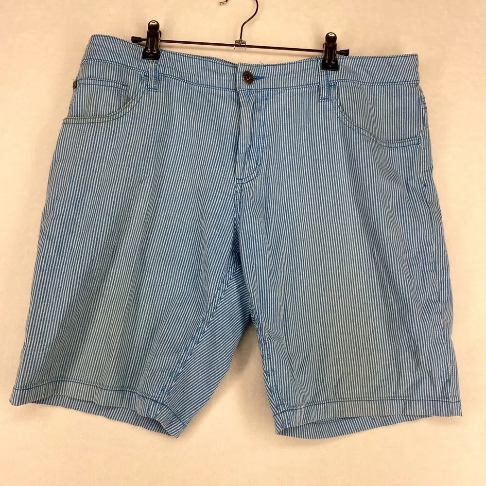 Quiksilver Striped Chino Shorts Blue White Color Mens Size 34‎